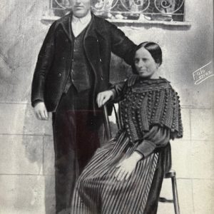 Señora Petra y señor Pablo.